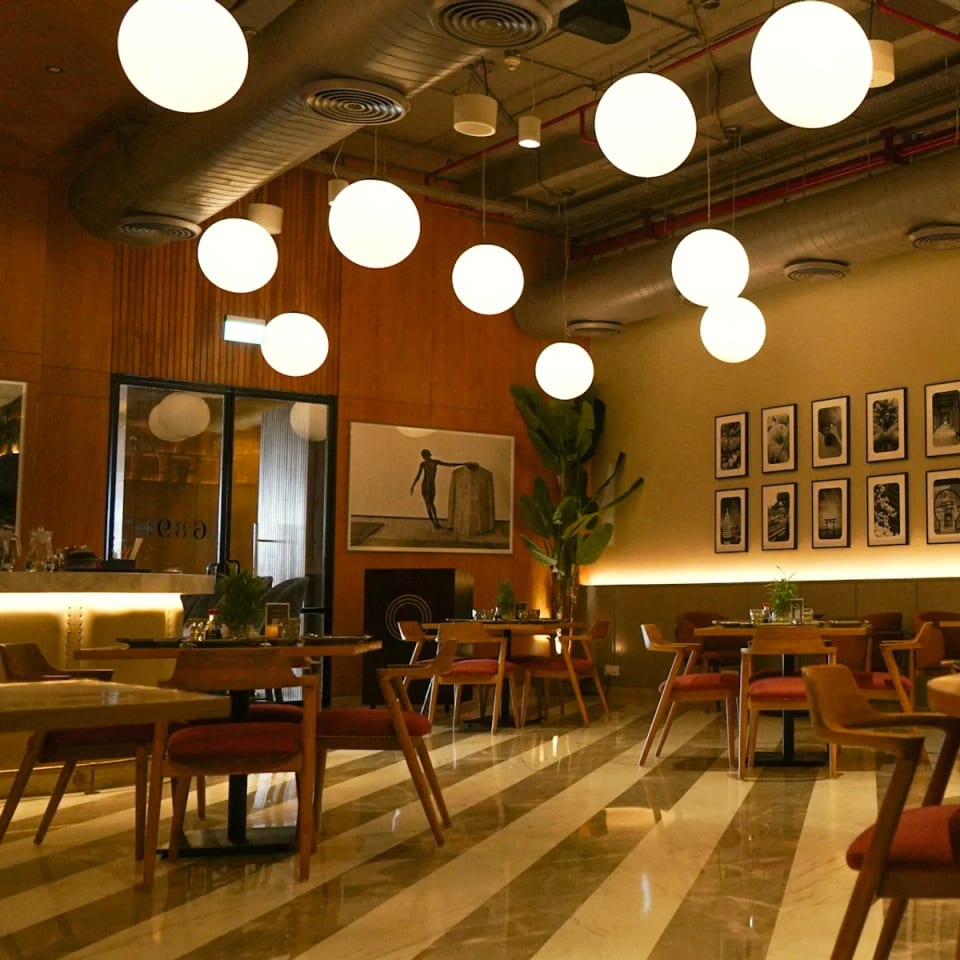 Socials Café